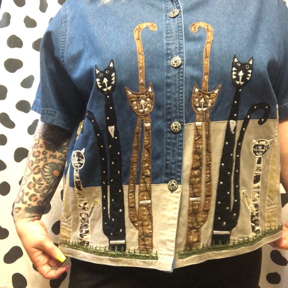 Cat Trio embroidered Denim Blouse - Picture 4 of 5